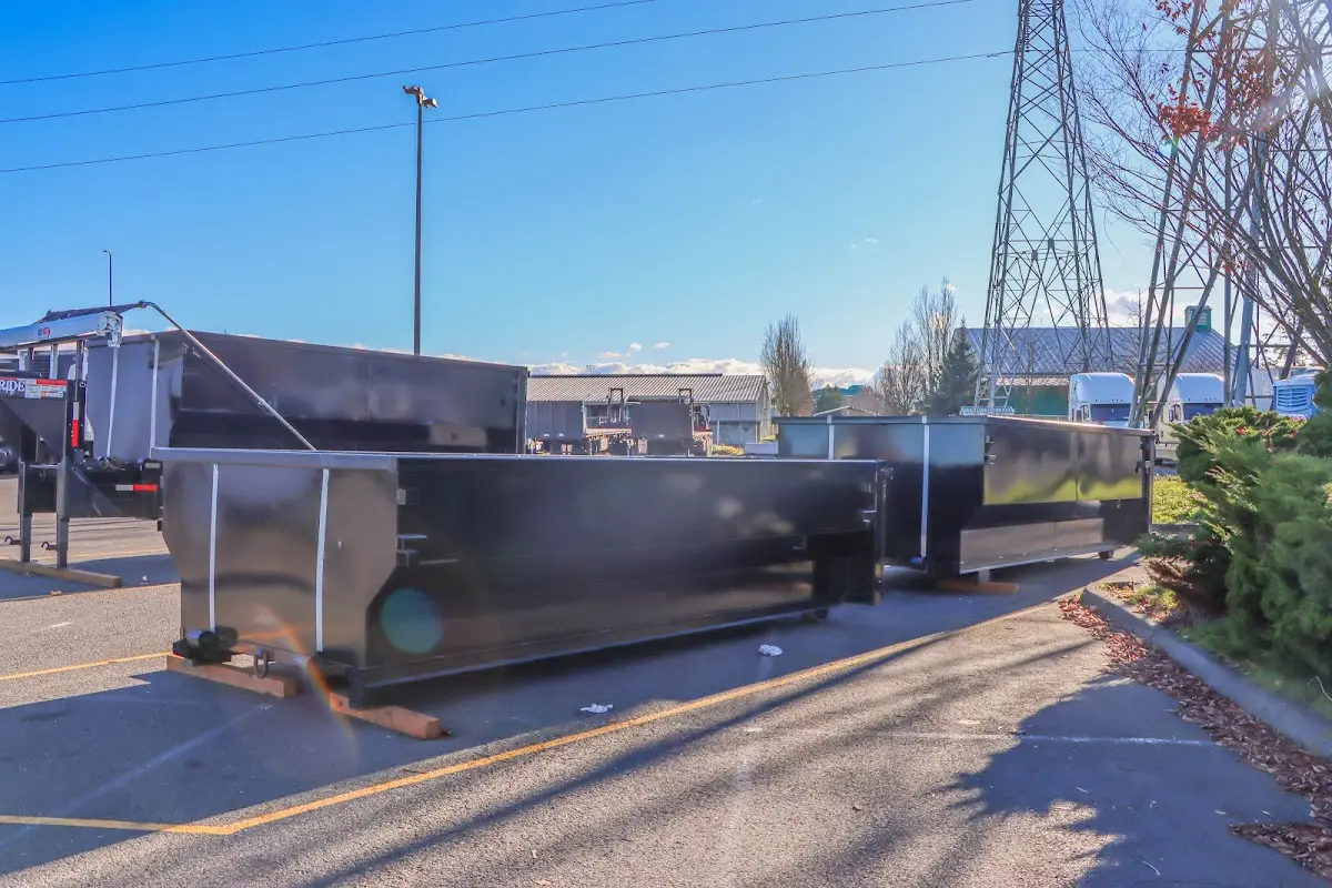 Professional dumpster rental and junk removal service in Shoreline